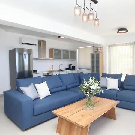 Villa Capro - Milos Bay Villas