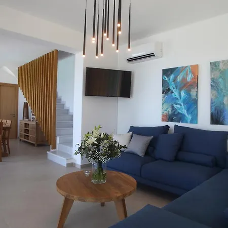 Capro - Milos Bay Villas * Áyios Nikítas