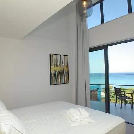 Villa Capro - Milos Bay Villas