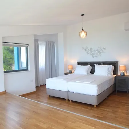 Villa Capro - Milos Bay Villas Agios Nikitas
