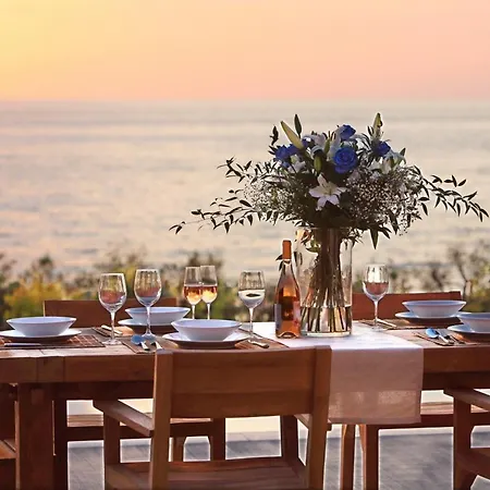 Capro - Milos Bay Villas * Agios Nikitas