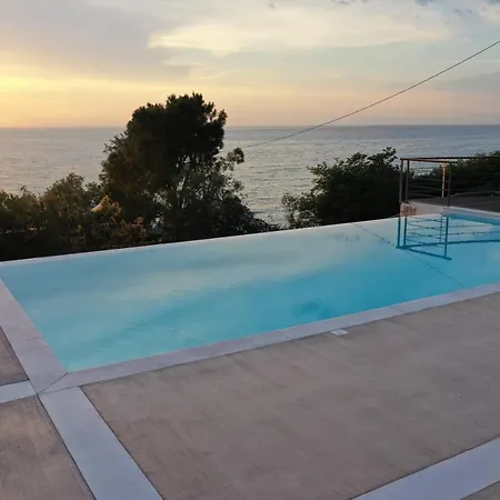 Capro - Milos Bay Villas Vila *