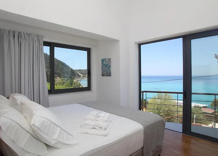 Capro - Milos Bay Villas Áyios Nikítas