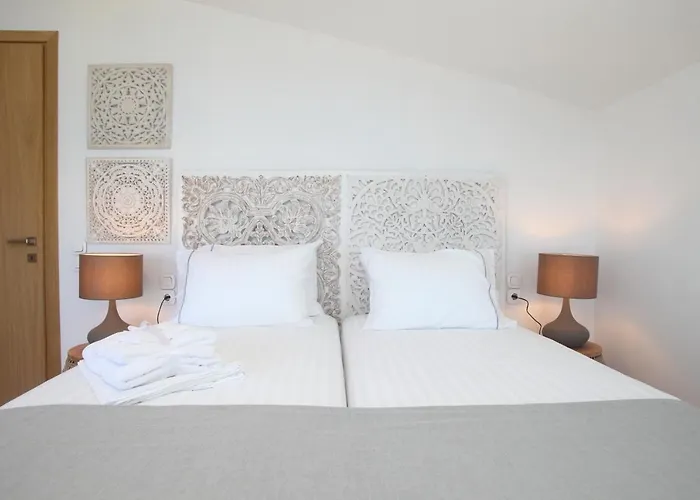 Capro - Milos Bay Villas Áyios Nikítas